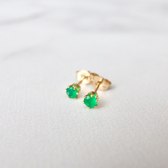 New 3mm green onyx stud earrings 14k gold filled - Picture 4 of 6